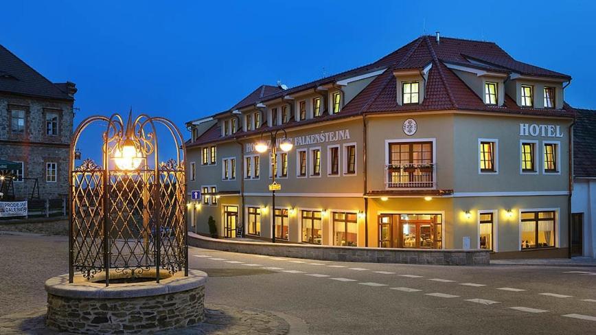 Zavis Z Falkenstejna Hluboká nad Vltavou Exterior foto