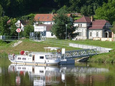 Zavis Z Falkenstejna Hluboká nad Vltavou Exterior foto