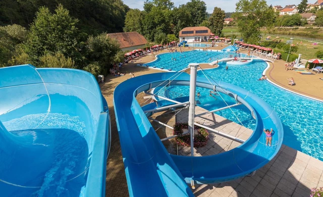 Zavis Z Falkenstejna Hluboká nad Vltavou Exterior foto