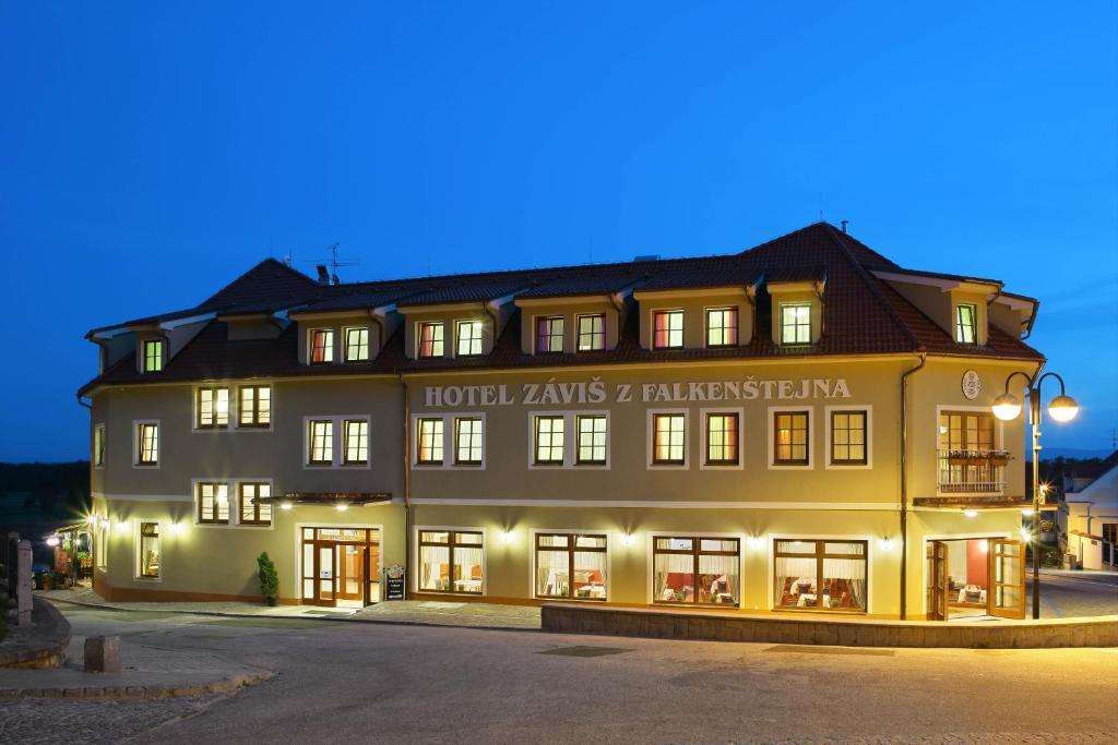 Zavis Z Falkenstejna Hluboká nad Vltavou Exterior foto